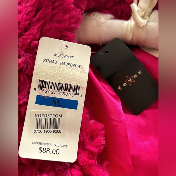 Nordstrom Raspberry Pink faux fur jacket, size XL. - Picture 2 of 5